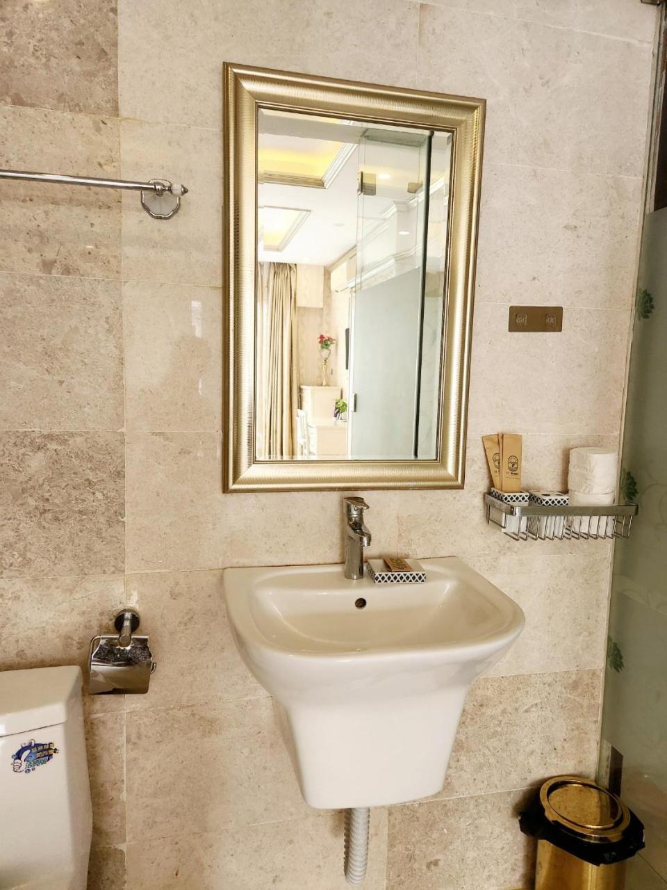 F F House Homestay Ho Chi Minh City Exterior photo